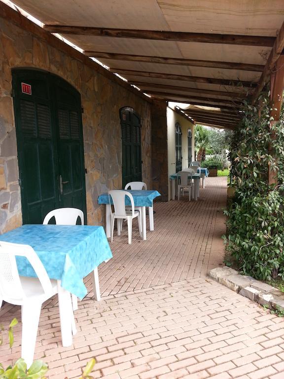 Albergo Ristorante Lucciola Santo Stefano al Mare Exterior photo